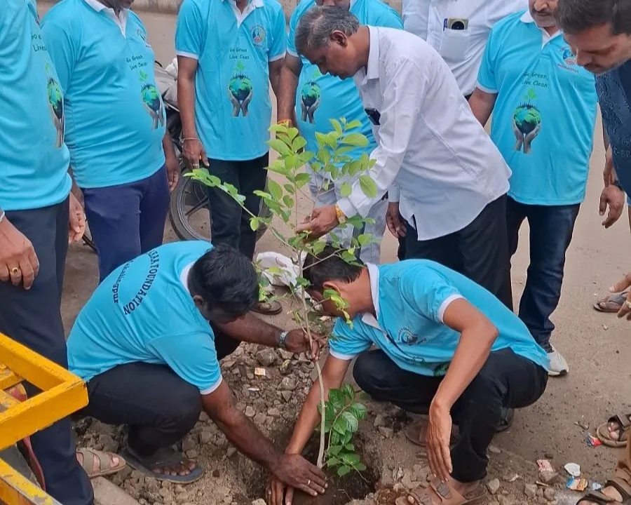Tree plantation work on Double Road Mahalingpur
